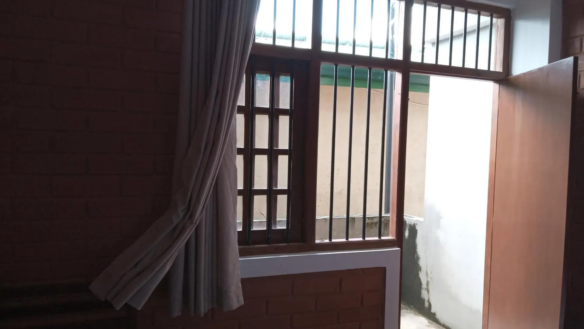 Windy Hanthana Kandy 0*,